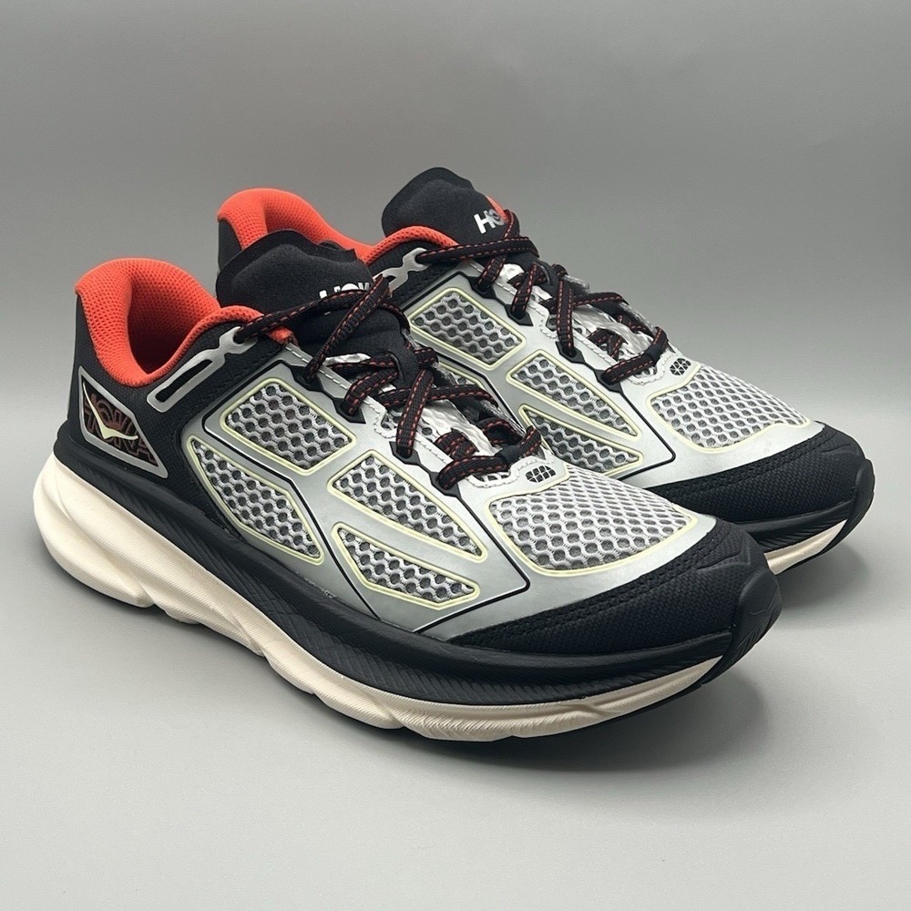 Hoka One U Clifton One9 Black Silver Running Shoes - Men's Size 9.5